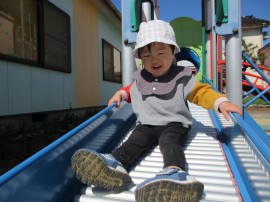 外遊びと製作の様子💛